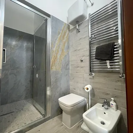 Casa Marzio Pensión *